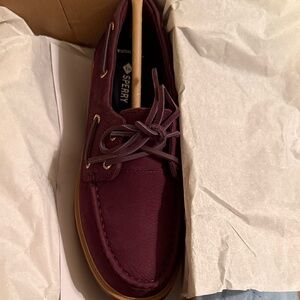 Sperry Women’s Burgundy Boat Shoes